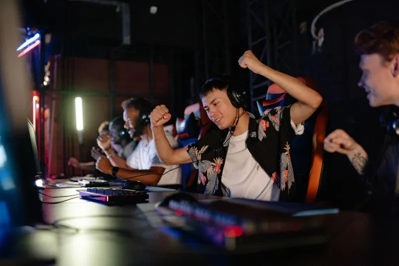 Ride or Die: What Really Makes Gamers Stick With Their Clan (Or Walk Away)